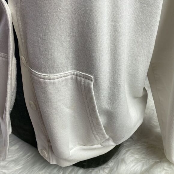 Ladies Button Up Cardigan Jacket, Size Large, White with Birds and Floral Design - Picture 6 of 12